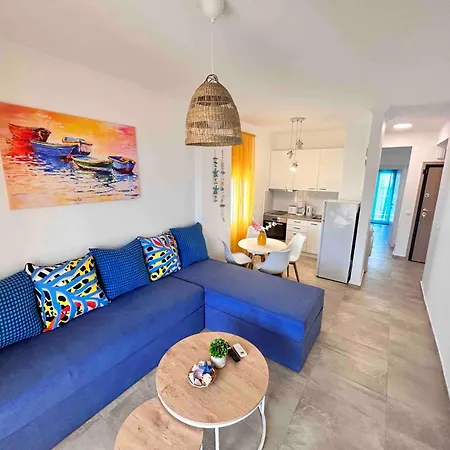 Sea Pleasure View Apartment *