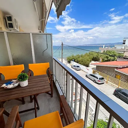 Sea Pleasure View דירה Peraía